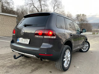 Volkswagen Touareg foto 7