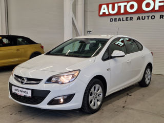 Opel Astra foto 0
