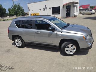 Jeep Compass foto 1