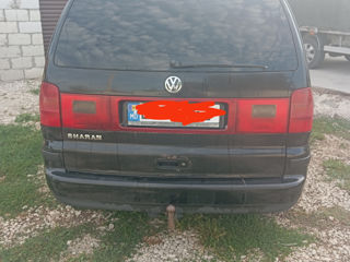 Volkswagen Sharan foto 2