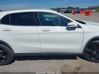 Mercedes GLA foto 12