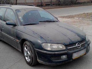 Opel Omega