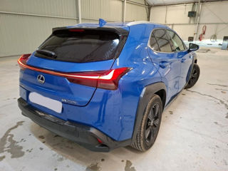 Lexus UX foto 3