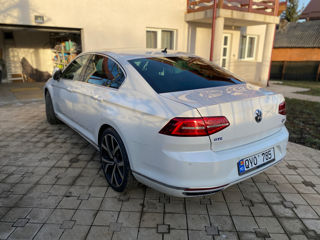 Volkswagen Passat foto 5