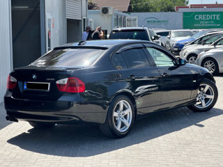 BMW 3 Series foto 4