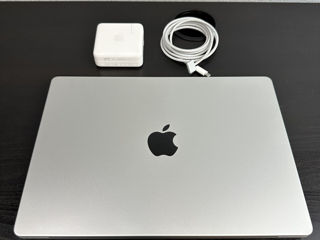 MacBook Pro 14 M1 Pro / 32ram