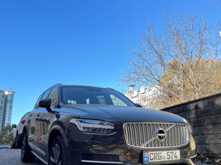 Volvo XC90 foto 1