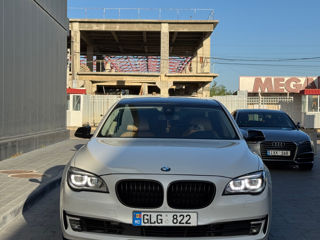 BMW 7 Series foto 5