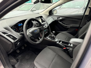 Ford Focus foto 10