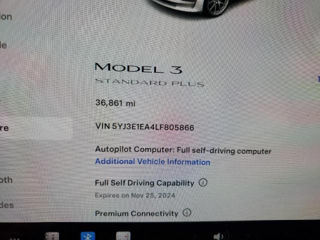 Tesla Model 3 foto 9