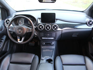 Mercedes B-Class foto 8