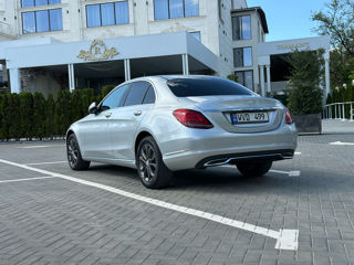 Mercedes C-Class foto 9