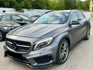 Mercedes GLA foto 2