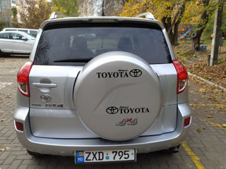 Toyota Rav 4 foto 5