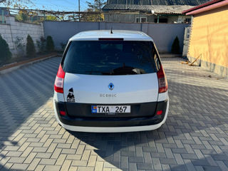 Renault Scenic foto 8