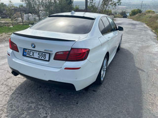 BMW 5 Series foto 3