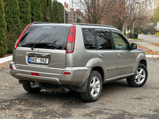 Nissan X-Trail foto 6