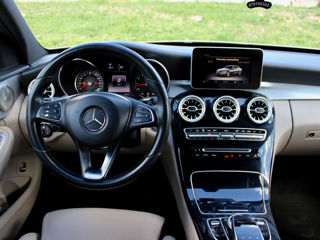 Mercedes C-Class foto 8