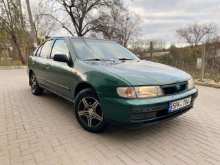 Nissan Almera foto 3