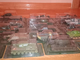 Коллекция моделей танков 19 штук foto 4