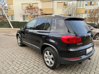 Volkswagen Tiguan foto 2