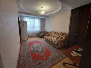 Apartament cu 2 camere, 50 m², Botanica, Chișinău foto 8