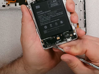 Xiaomi RedMi 6 Nu se încărcă? Vino să înlocuim conectorul! foto 1