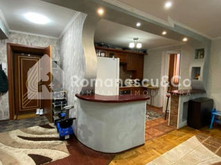 Apartament cu 2 camere, 69 m², Buiucani, Chișinău foto 4