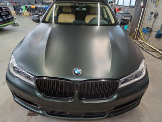 BMW 7 Series foto 7