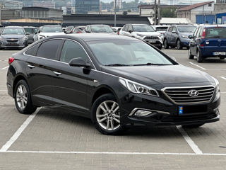 Hyundai Sonata foto 1