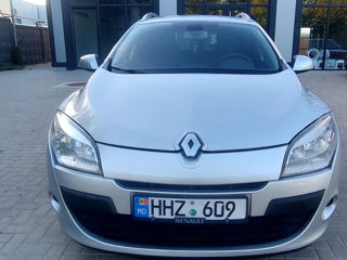 Renault Megane foto 2