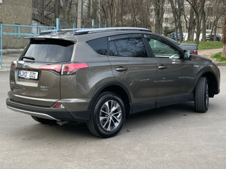 Toyota Rav 4 foto 2