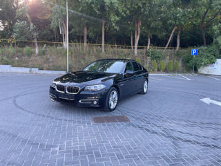 BMW 5 Series foto 2