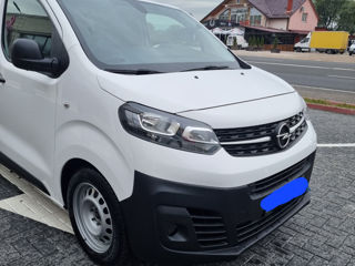 Opel Vivaro foto 3