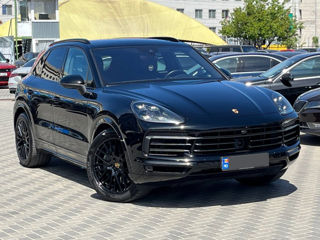 Porsche Cayenne foto 4