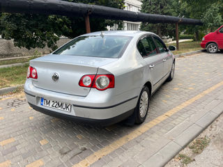 Volkswagen Passat foto 4