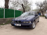 BMW 5 Series foto 2