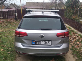 Volkswagen Passat foto 3