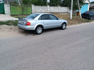 Audi A4 foto 4