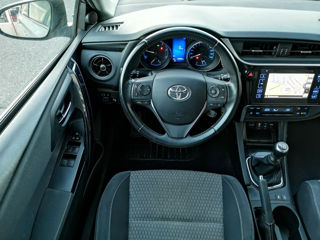 Toyota Auris foto 4