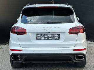 Porsche Cayenne foto 5