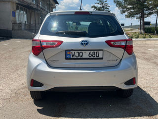 Toyota Yaris foto 2