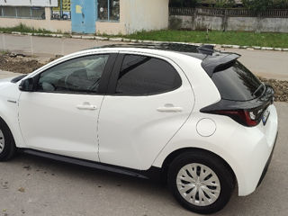 Toyota Yaris foto 2