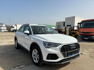 Audi Q3 foto 1