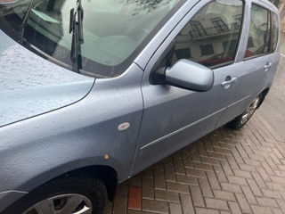 Mazda 2 foto 4