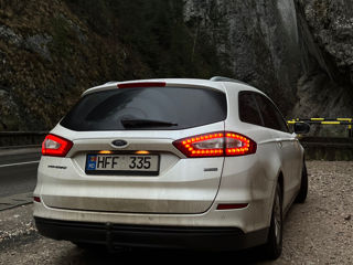 Ford Mondeo foto 3