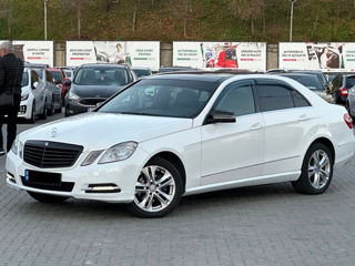 Mercedes E-Class foto 2