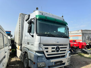 Mercedes Actros 1844 foto 2