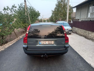 Volvo V70 foto 2