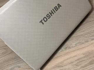 Laptop toshiba foto 3